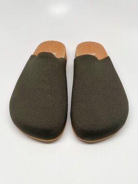 Message Henning Mules in Olive, Size 37